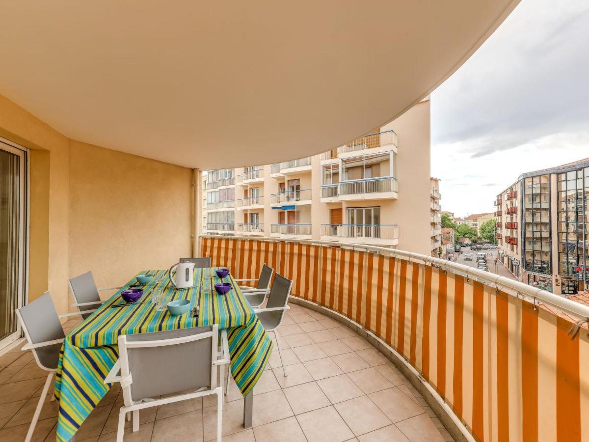 Apartment Residence L'Amiral By Interhome Сен-Рафаэль Экстерьер фото