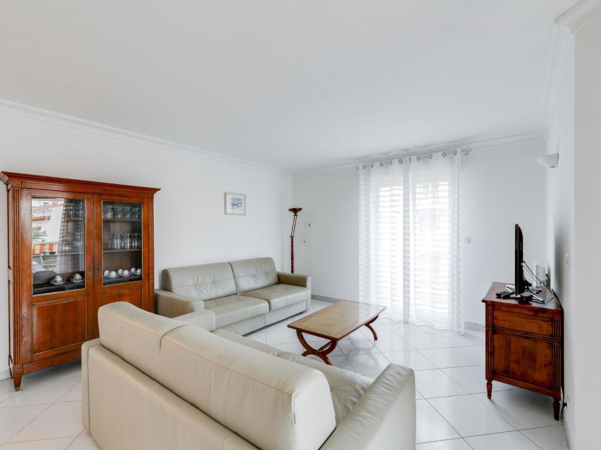 Apartment Residence L'Amiral By Interhome Сен-Рафаэль Экстерьер фото